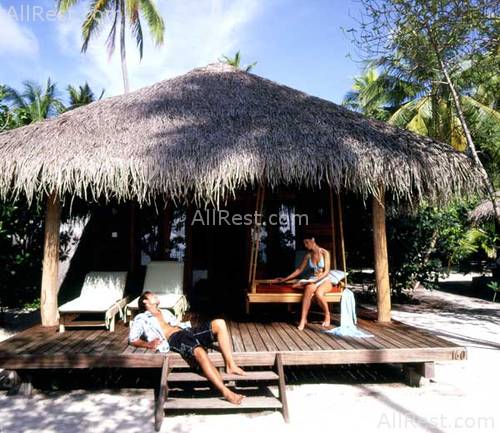 Medhufushi Island Resort 1
